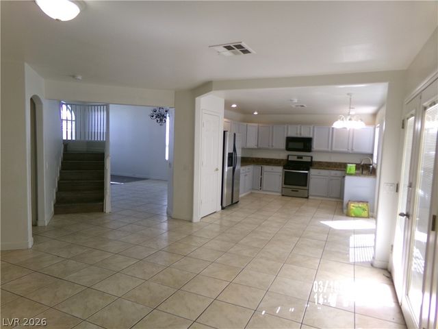 8305 Sea Glen Drive, Las Vegas, NV 89128