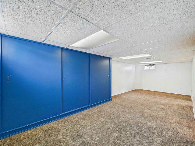 5907 N Braeburn Dr, Spokane, WA 99207