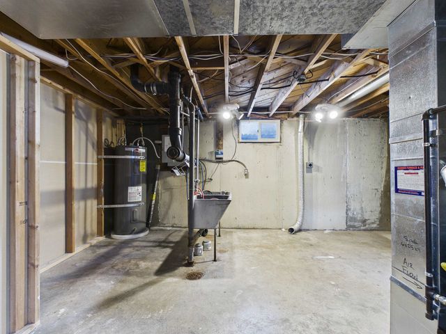 5907 N Braeburn Dr, Spokane, WA 99207
