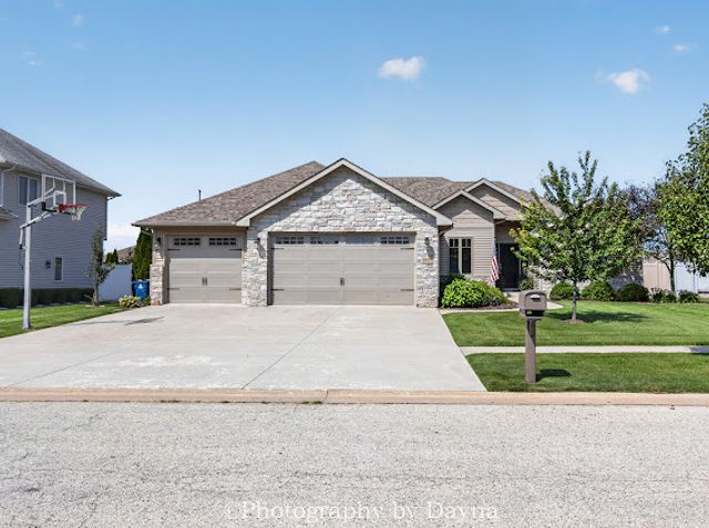 1955 Craftsman Avenue, Bourbonnais, IL 60914