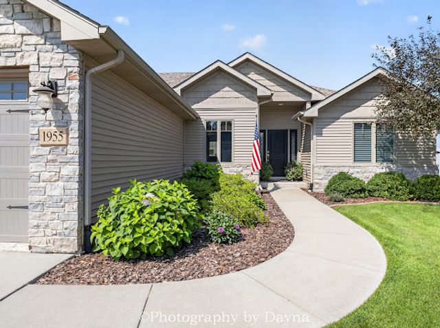 1955 Craftsman Avenue, Bourbonnais, IL 60914