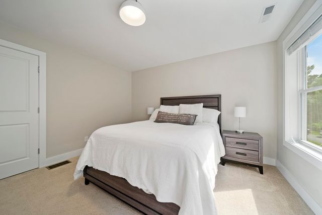 203 Lawrence Road, Salem, NH 03079