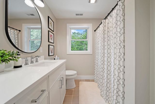 203 Lawrence Road, Salem, NH 03079
