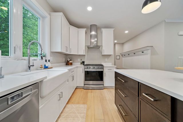 203 Lawrence Road, Salem, NH 03079