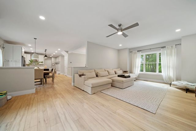 203 Lawrence Road, Salem, NH 03079