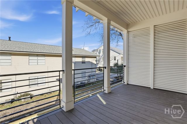 102 Pearl Street, Savannah, GA 31405