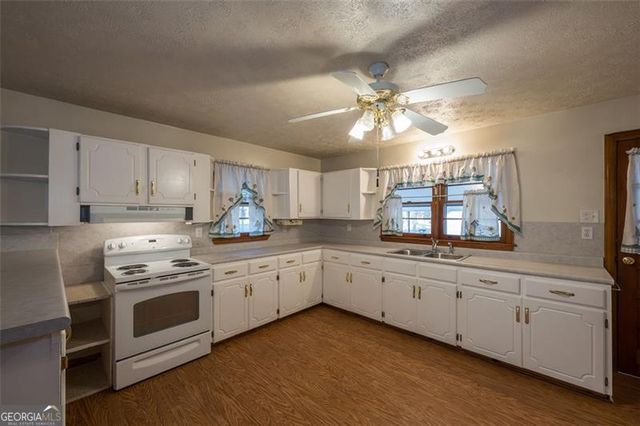 6822 WALLIS Road, Lithia Springs, GA 30122