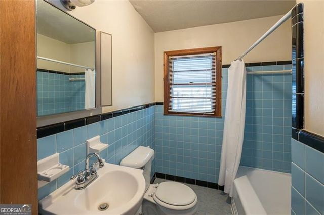 6822 WALLIS Road, Lithia Springs, GA 30122