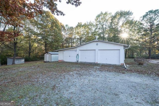 6822 WALLIS Road, Lithia Springs, GA 30122