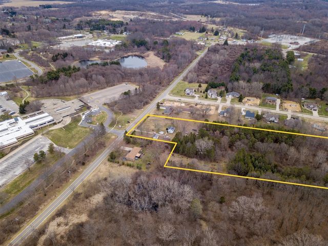 600 Benson Road, Benton Harbor, MI 49022