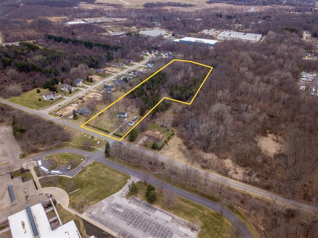 600 Benson Road, Benton Harbor, MI 49022