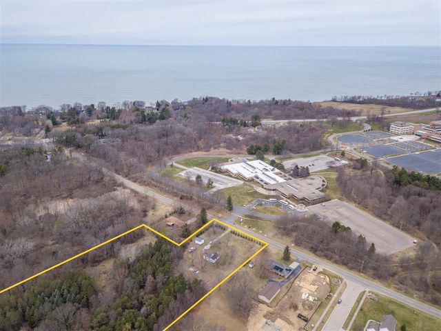 600 Benson Road, Benton Harbor, MI 49022