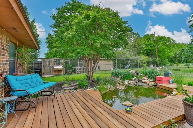 2212 Aspen Road, Gainesville, TX 76240