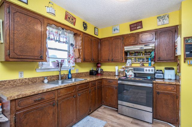 2212 Aspen Road, Gainesville, TX 76240