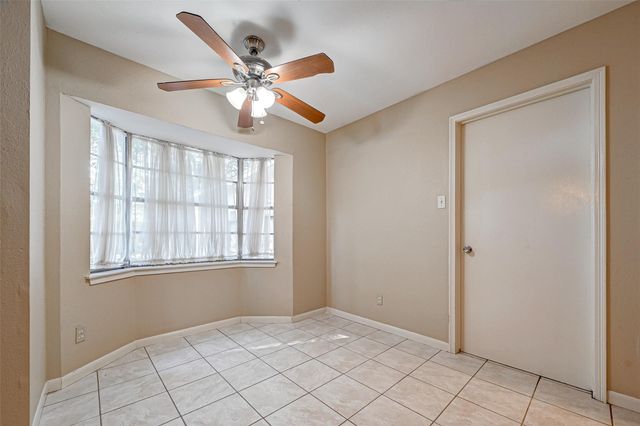 16014 Stonehaven, Houston, TX 77059