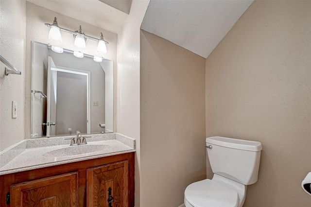 16014 Stonehaven, Houston, TX 77059
