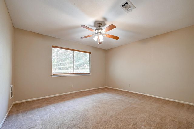 16014 Stonehaven, Houston, TX 77059