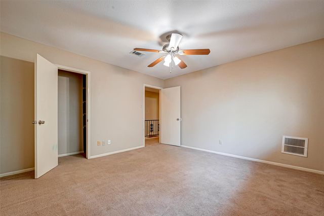 16014 Stonehaven, Houston, TX 77059
