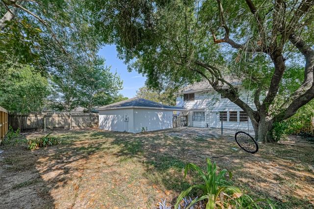16014 Stonehaven, Houston, TX 77059