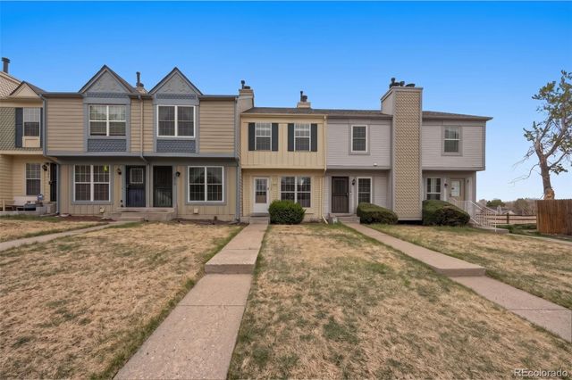 1622 S Idalia Circle E, Aurora, CO 80017