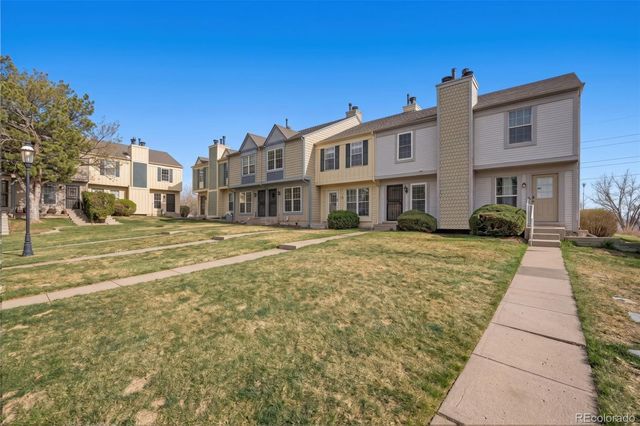 1622 S Idalia Circle E, Aurora, CO 80017