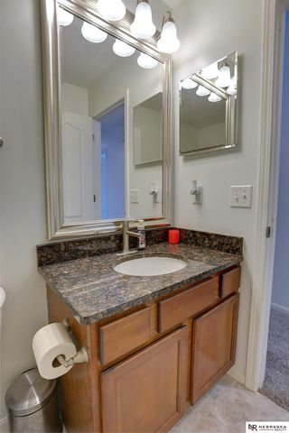 18960 Cinnamon Street, Omaha, NE 68135