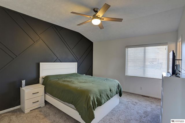 18960 Cinnamon Street, Omaha, NE 68135