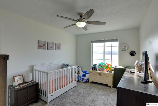 18960 Cinnamon Street, Omaha, NE 68135