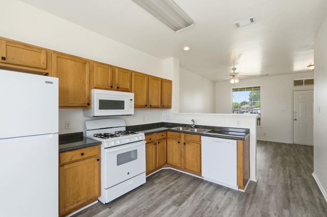 2849 SOUTHAMPTON WAY B, Round Rock, TX 78664