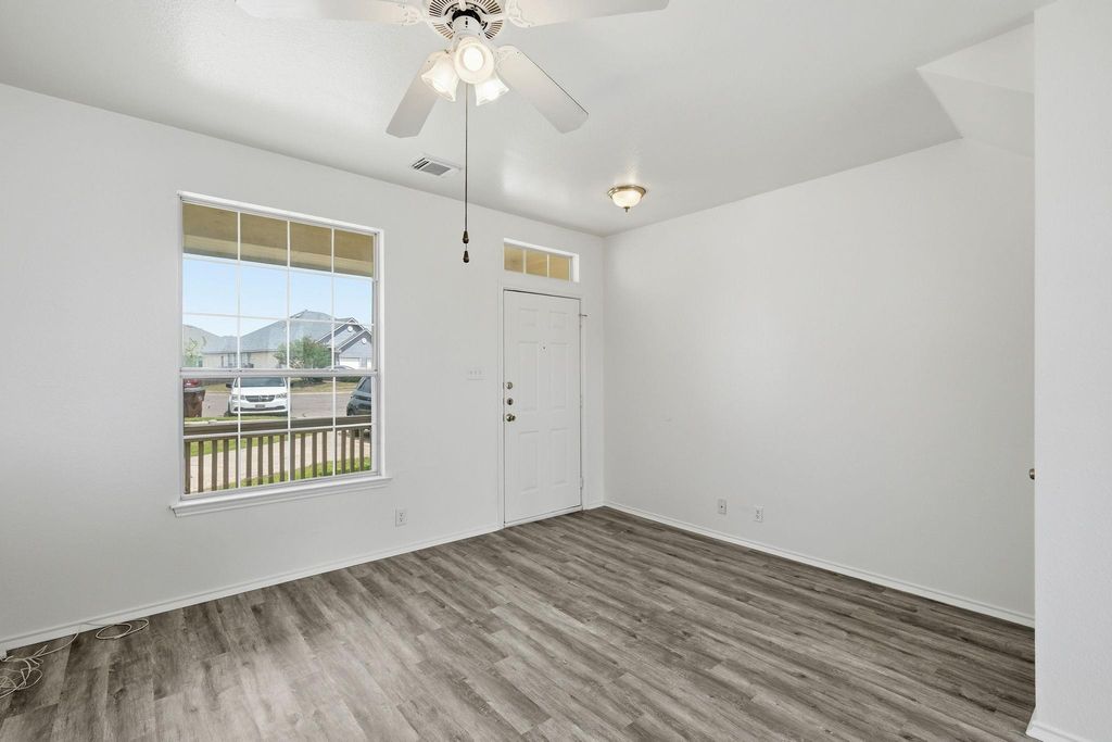 2849 SOUTHAMPTON WAY B, Round Rock, TX 78664