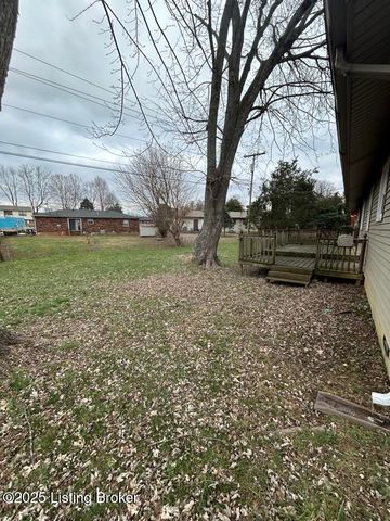 1634 Catalpa Rd, Radcliff, KY 40160