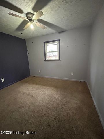 1634 Catalpa Rd, Radcliff, KY 40160