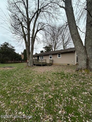 1634 Catalpa Rd, Radcliff, KY 40160