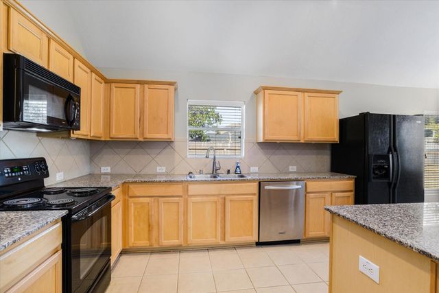 402 Abbey Lane, League City, TX 77573