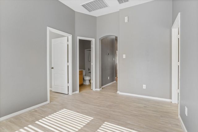 402 Abbey Lane, League City, TX 77573