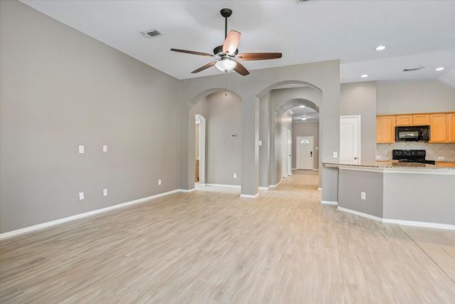 402 Abbey Lane, League City, TX 77573