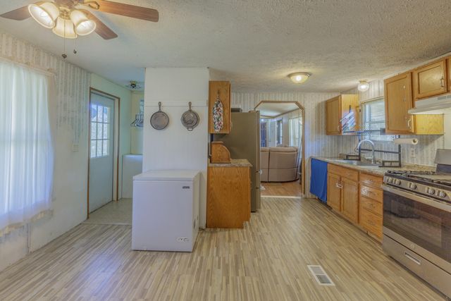 1810 Ringgold Road, Lafayette, GA 30728