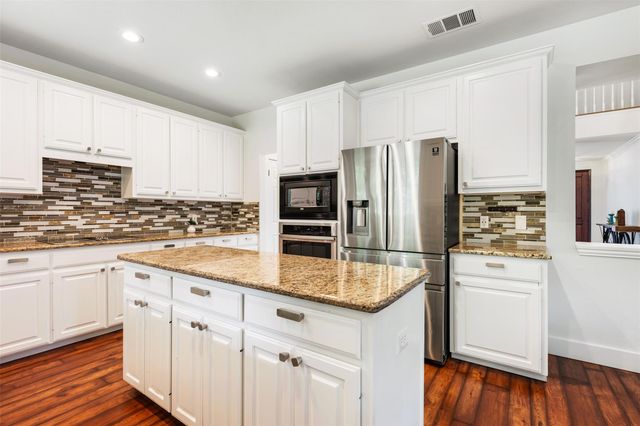 30008 Oakland Hills DR, Georgetown, TX 78628