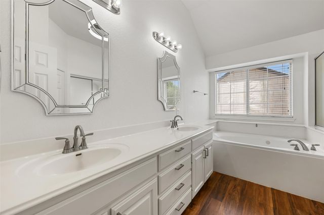 30008 Oakland Hills DR, Georgetown, TX 78628