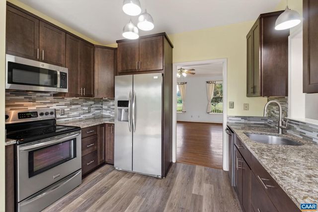 1760 MEADOWVIEW LN, Ruckersville, VA 22968
