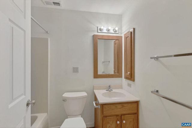 1760 MEADOWVIEW LN, Ruckersville, VA 22968