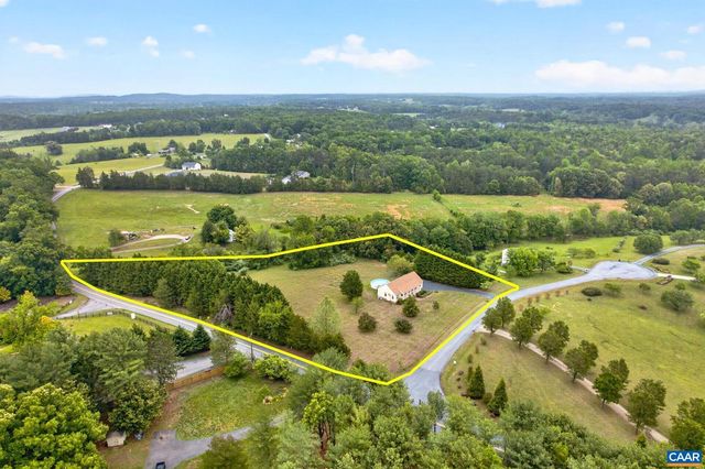 1760 MEADOWVIEW LN, Ruckersville, VA 22968