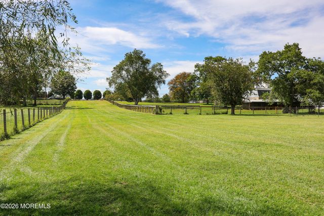 12 Nan Tone Court, Colts Neck, NJ 07722