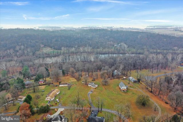 224 MARCUM LN, Harpers Ferry, WV 25425