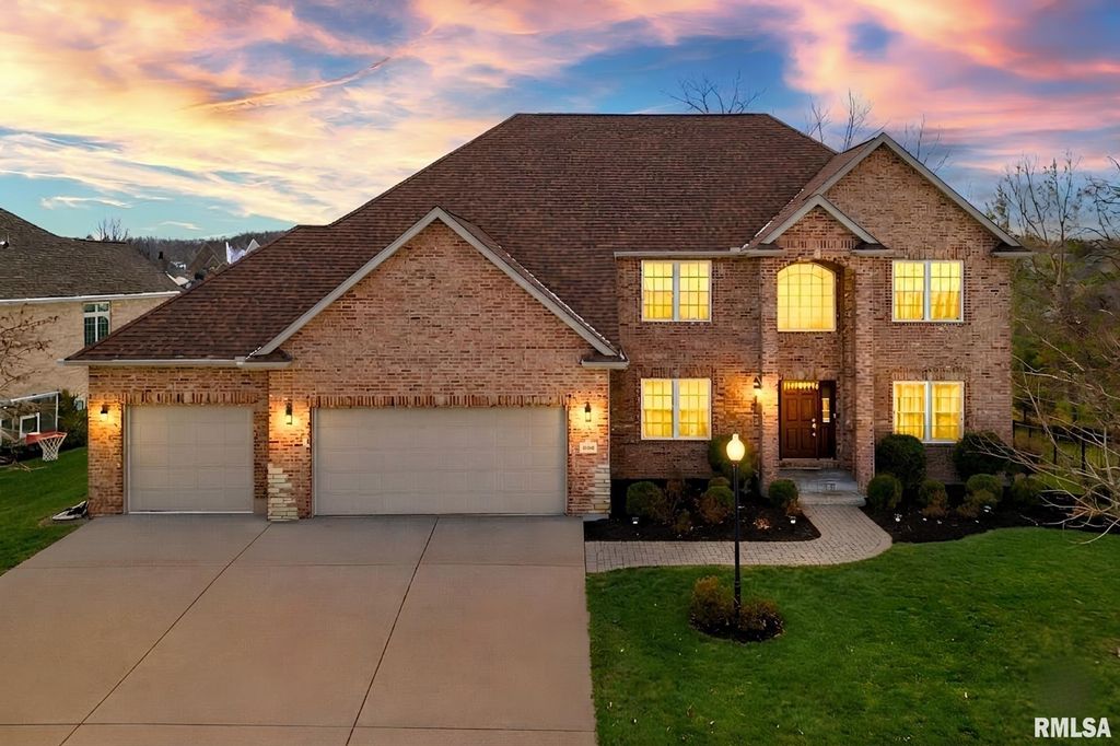 5900 W EAGLECREEK Drive, Peoria, IL 61615