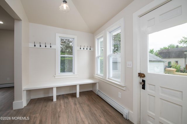 35 W Westside Avenue, Red Bank, NJ 07701