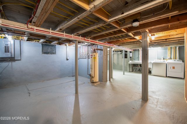 35 W Westside Avenue, Red Bank, NJ 07701
