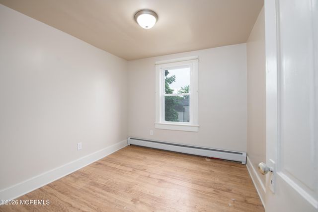 35 W Westside Avenue, Red Bank, NJ 07701