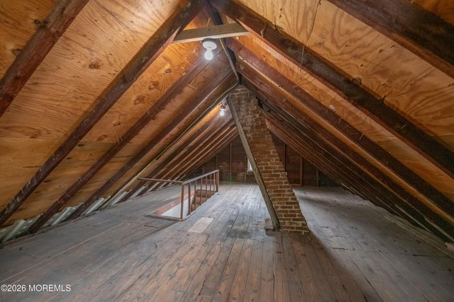 35 W Westside Avenue, Red Bank, NJ 07701