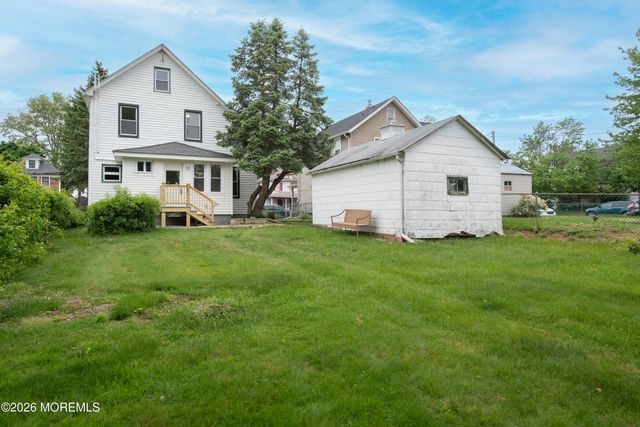 35 W Westside Avenue, Red Bank, NJ 07701